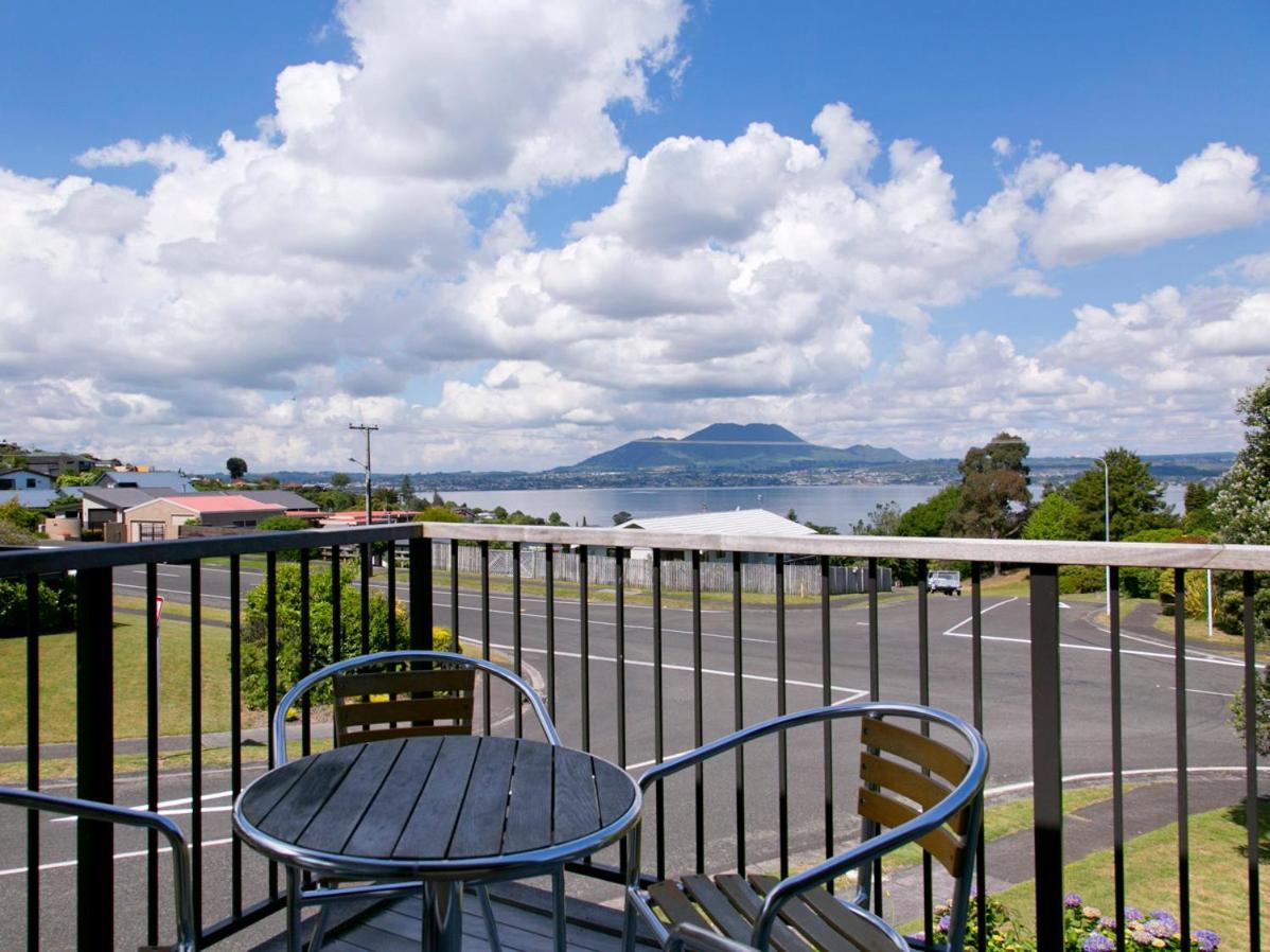 Acacia View At No 3 - Acacia Bay Holiday Home Taupo Eksteriør billede